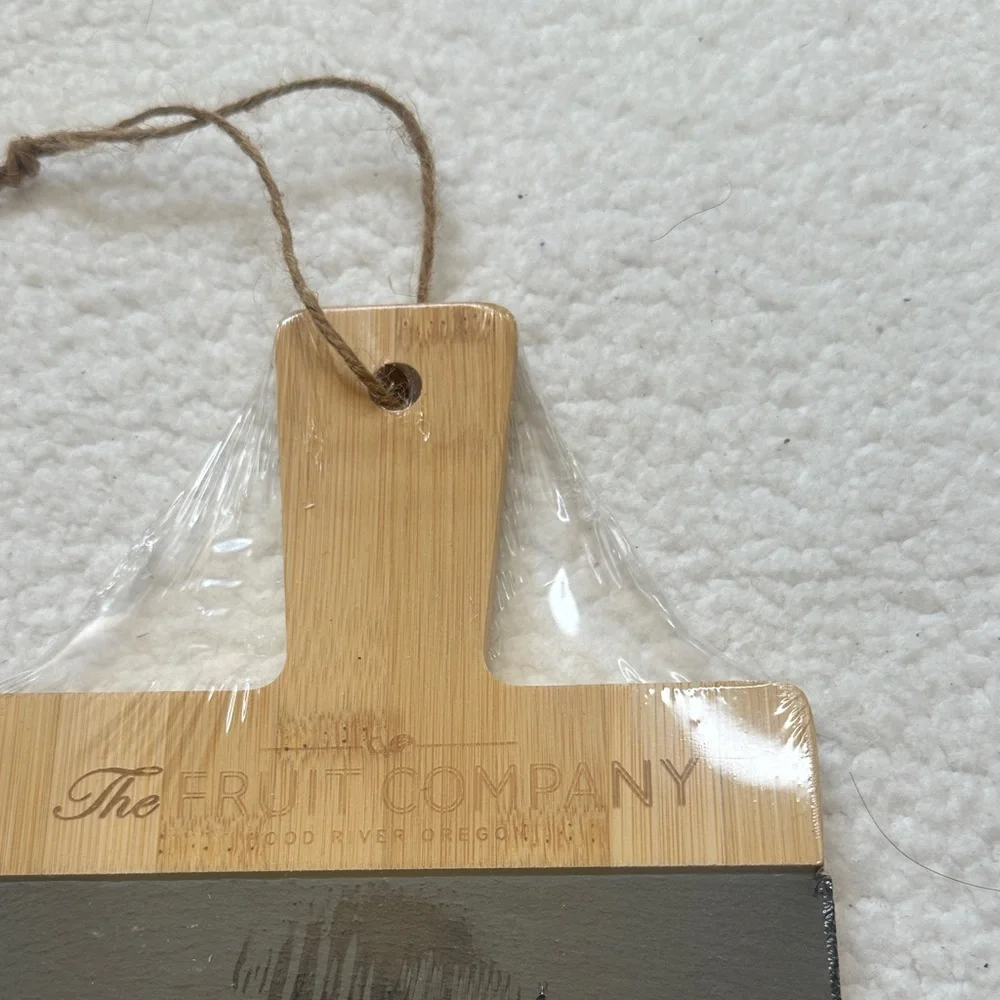 The Fruit Company Bamboo Cutting Board with Handle 10x5